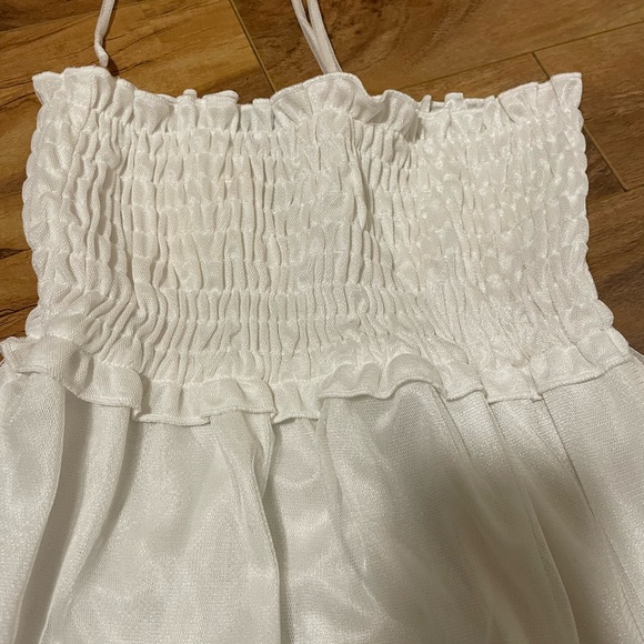 Bundle 4 summer Dresses 🌸 - Picture 5 of 11